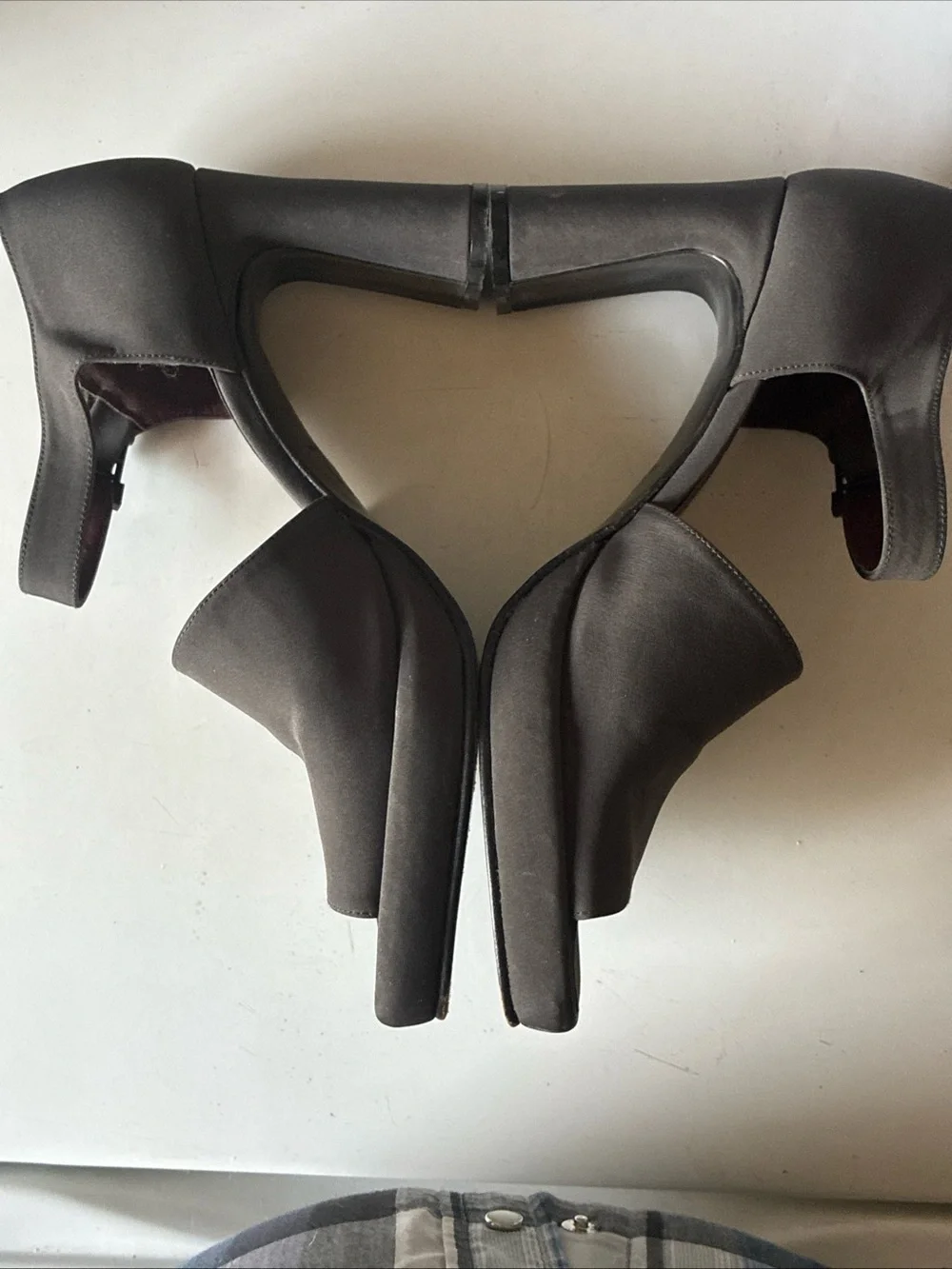 Enzo Angiolini Leather Charcoal Black Chunky Heel Ankle Strap Sz 8M Spanish Y2K